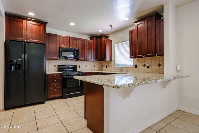 2616 N 8TH Street, Phoenix, AZ 85006