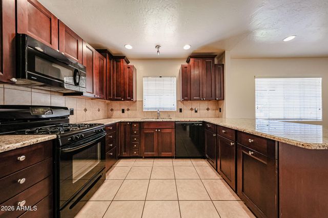 2616 N 8TH Street, Phoenix, AZ 85006