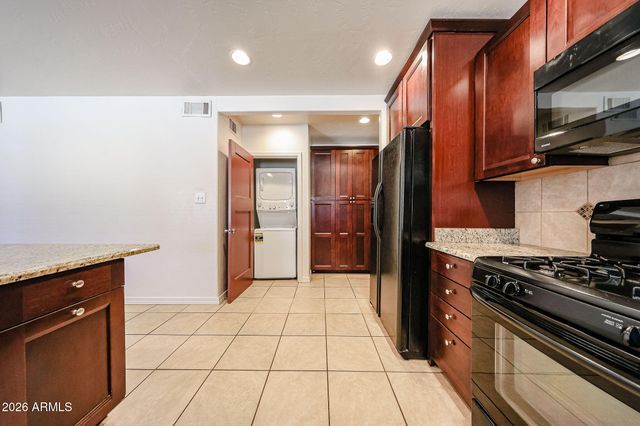 2616 N 8TH Street, Phoenix, AZ 85006