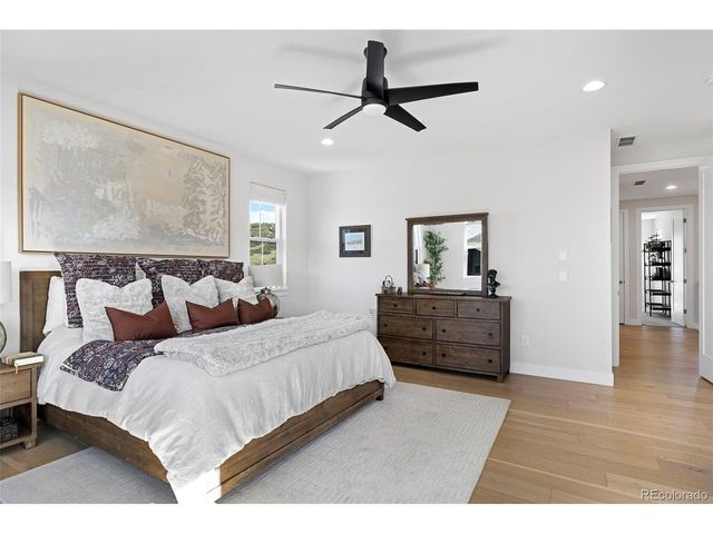 9625 Viewside Dr, Lone Tree, CO 80124