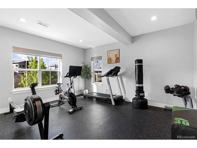 9625 Viewside Dr, Lone Tree, CO 80124