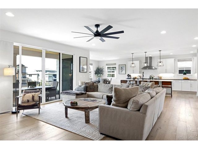 9625 Viewside Dr, Lone Tree, CO 80124