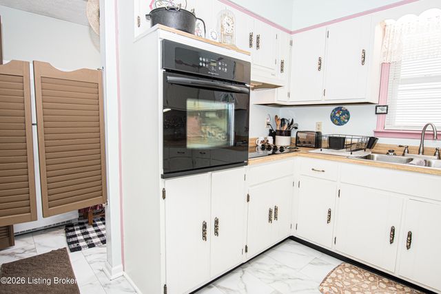 166 Rufus Ln, Mt Washington, KY 40047