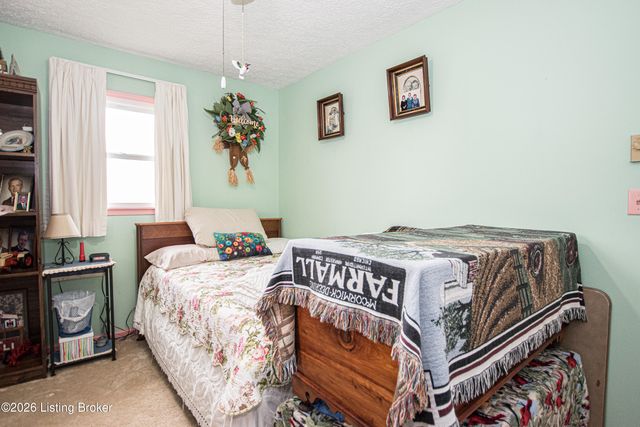 166 Rufus Ln, Mt Washington, KY 40047