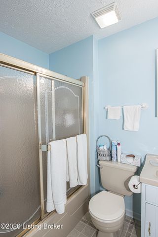 166 Rufus Ln, Mt Washington, KY 40047