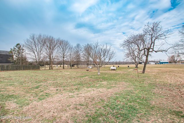 166 Rufus Ln, Mt Washington, KY 40047