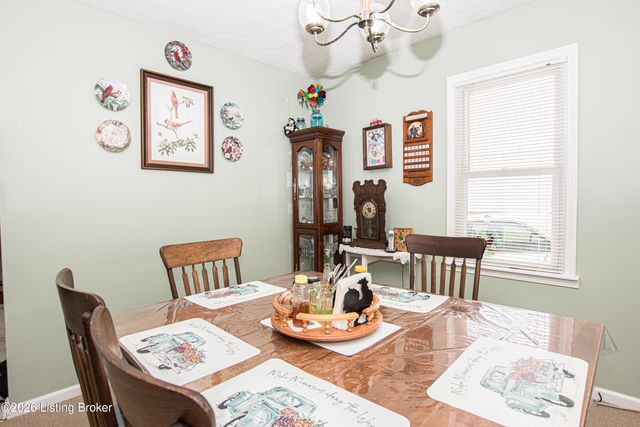 166 Rufus Ln, Mt Washington, KY 40047