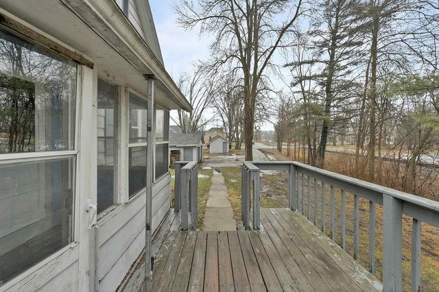 4907 BALL PARK ROAD, Little Suamico, WI 54141