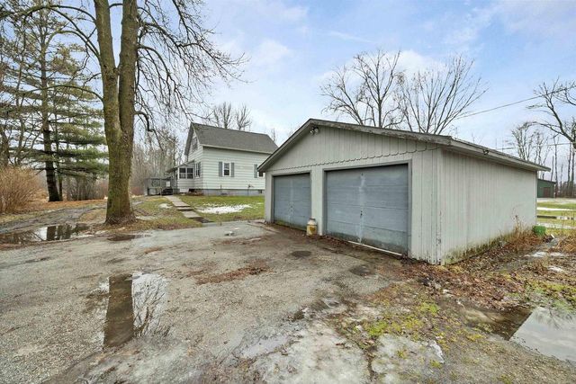 4907 BALL PARK ROAD, Little Suamico, WI 54141