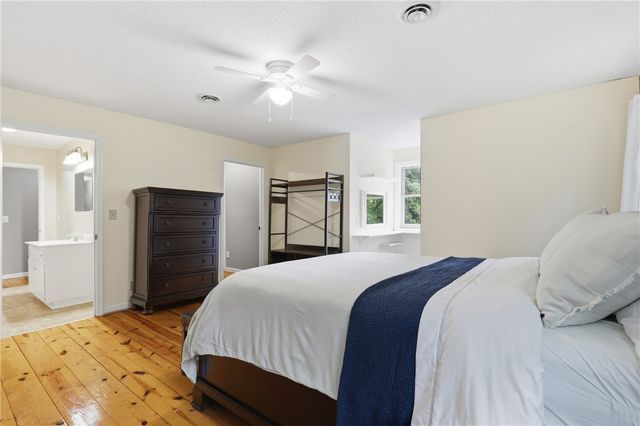 211 Narrow Way, Travelers Rest, SC 29690