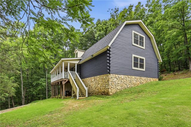 211 Narrow Way, Travelers Rest, SC 29690