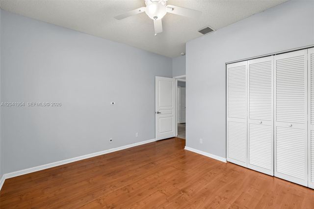5823 Plum Harbor Cir, Tamarac, FL 33321