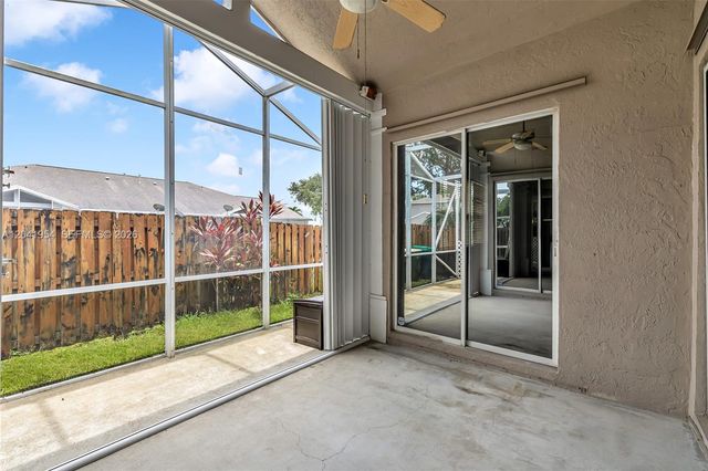 5823 Plum Harbor Cir, Tamarac, FL 33321