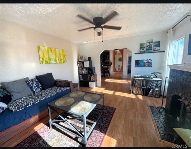 2000 82nd, Oakland, CA 94621