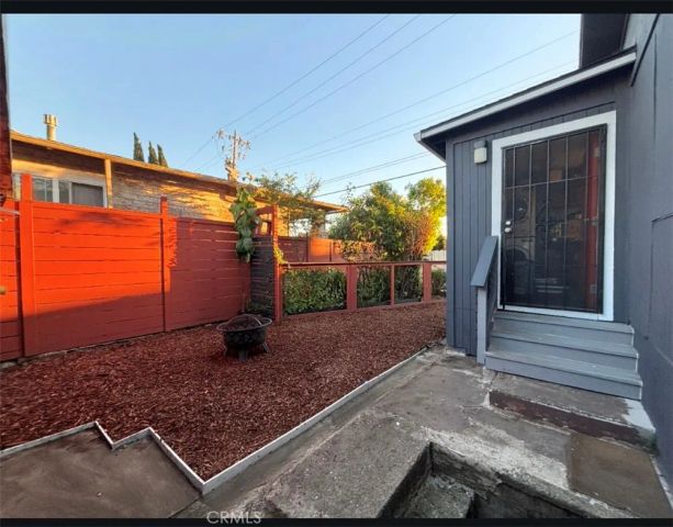 2000 82nd, Oakland, CA 94621