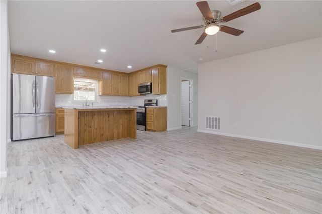 20 Scott Road, Cleveland, TX 77328