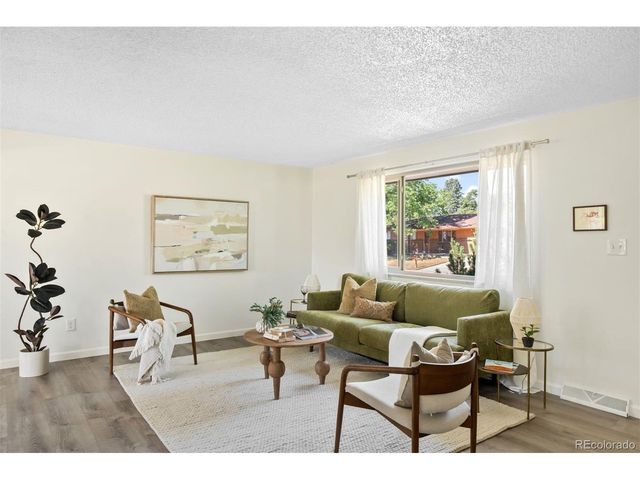 5364 Alkire St, Arvada, CO 80002