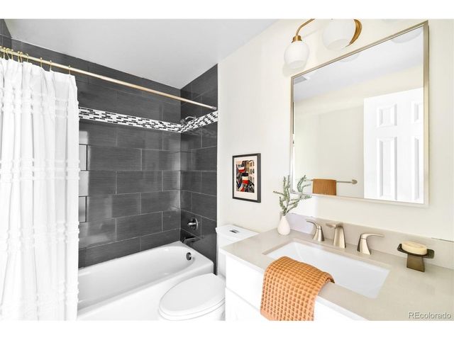 5364 Alkire St, Arvada, CO 80002