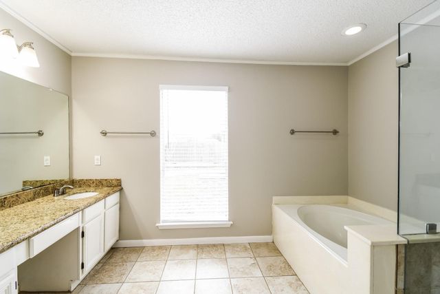 5306 Spring Branch Drive, Pearland, TX 77584