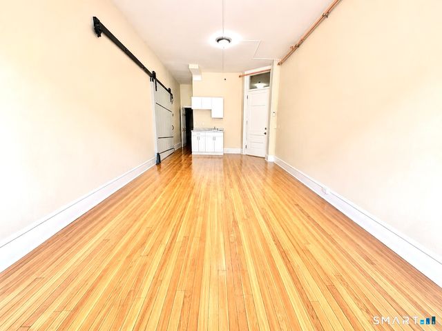 105 Bank Street 3B, Waterbury, CT 06702