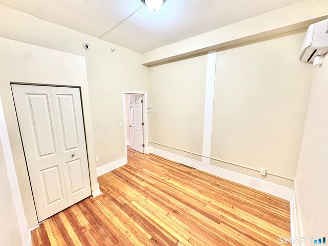 105 Bank Street 3B, Waterbury, CT 06702