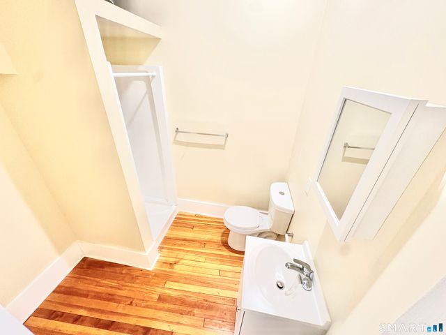 105 Bank Street 3B, Waterbury, CT 06702