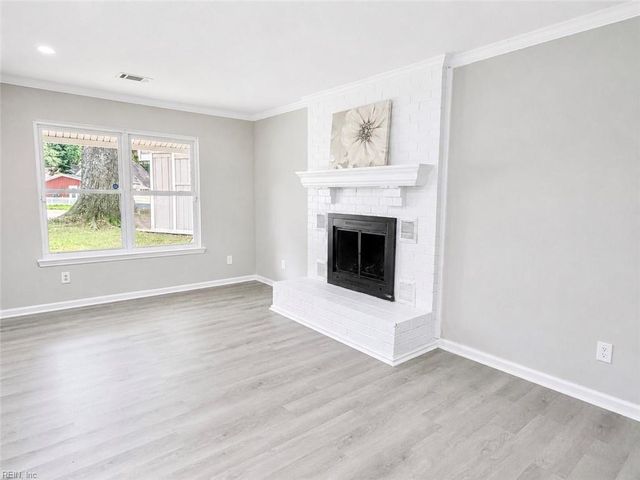 4028 Foxwood DR, Virginia Beach, VA 23462