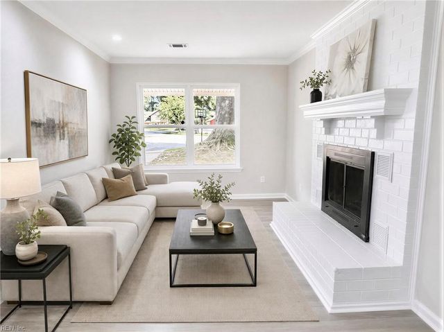4028 Foxwood DR, Virginia Beach, VA 23462