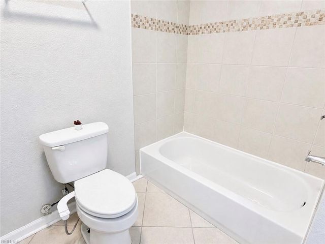 4028 Foxwood DR, Virginia Beach, VA 23462