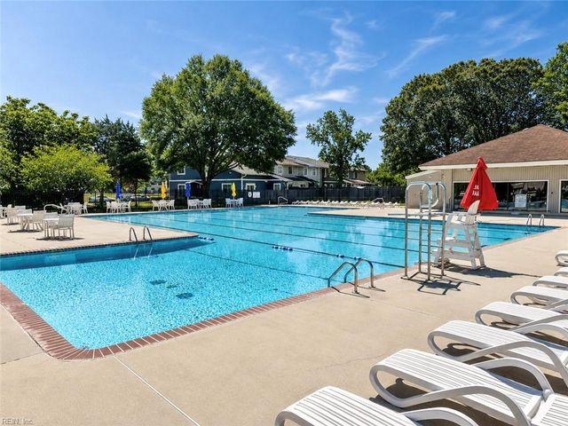 4028 Foxwood DR, Virginia Beach, VA 23462
