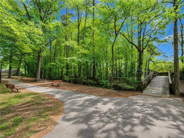 4028 Foxwood DR, Virginia Beach, VA 23462