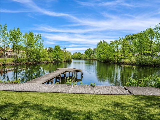 4028 Foxwood DR, Virginia Beach, VA 23462