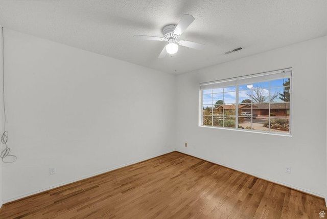 976 N QUAIL RIDGE DR, Washington, UT 84780