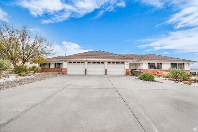 976 N QUAIL RIDGE DR, Washington, UT 84780