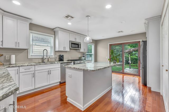 14 Santiago Drive W, Toms River, NJ 08757