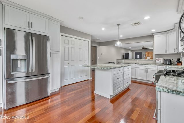 14 Santiago Drive W, Toms River, NJ 08757