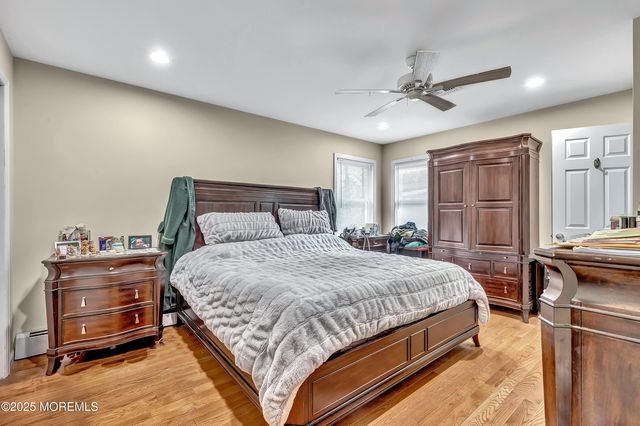 14 Santiago Drive W, Toms River, NJ 08757