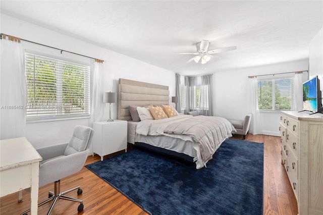 319 Nebraska St, Hollywood, FL 33019