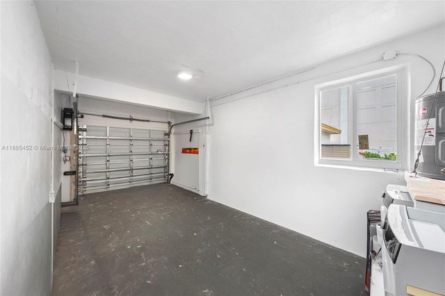 319 Nebraska St, Hollywood, FL 33019