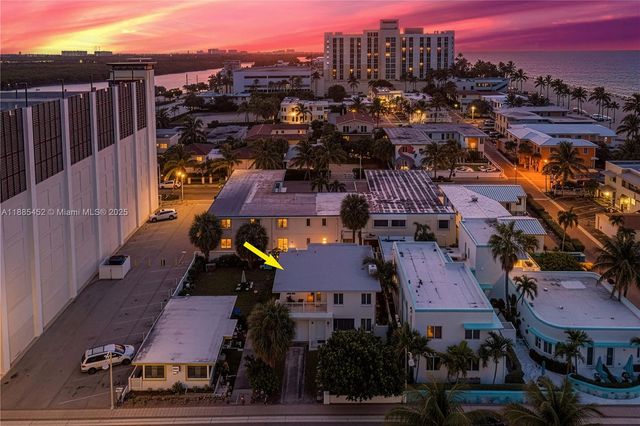 319 Nebraska St, Hollywood, FL 33019