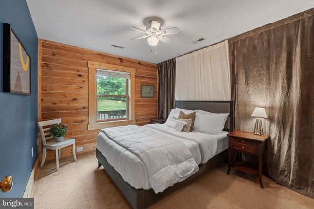 8 HOPE VALLEY LN, Stafford, VA 22554