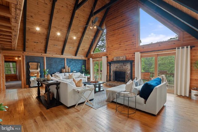 8 HOPE VALLEY LN, Stafford, VA 22554