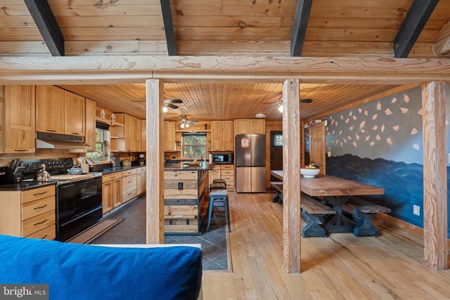 8 HOPE VALLEY LN, Stafford, VA 22554