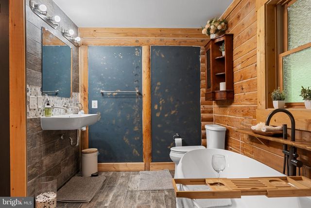 8 HOPE VALLEY LN, Stafford, VA 22554