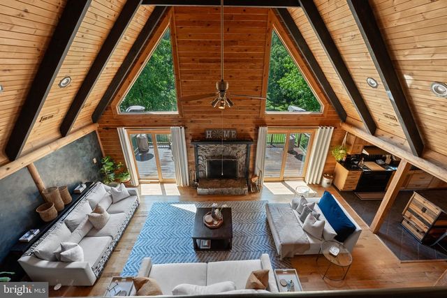 8 HOPE VALLEY LN, Stafford, VA 22554