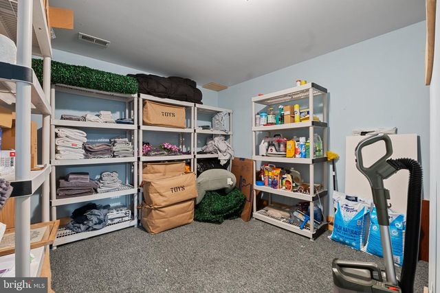 8 HOPE VALLEY LN, Stafford, VA 22554