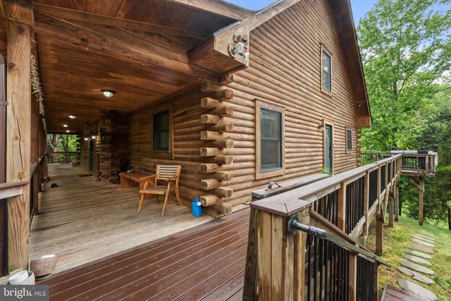 8 HOPE VALLEY LN, Stafford, VA 22554