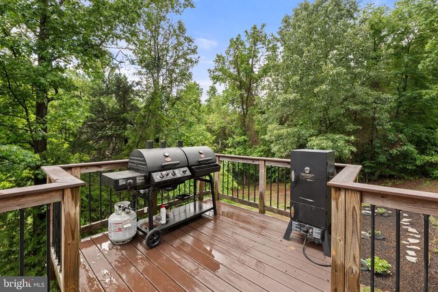 8 HOPE VALLEY LN, Stafford, VA 22554