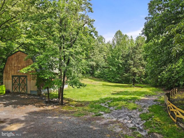 8 HOPE VALLEY LN, Stafford, VA 22554