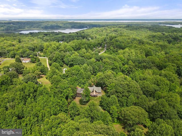 8 HOPE VALLEY LN, Stafford, VA 22554